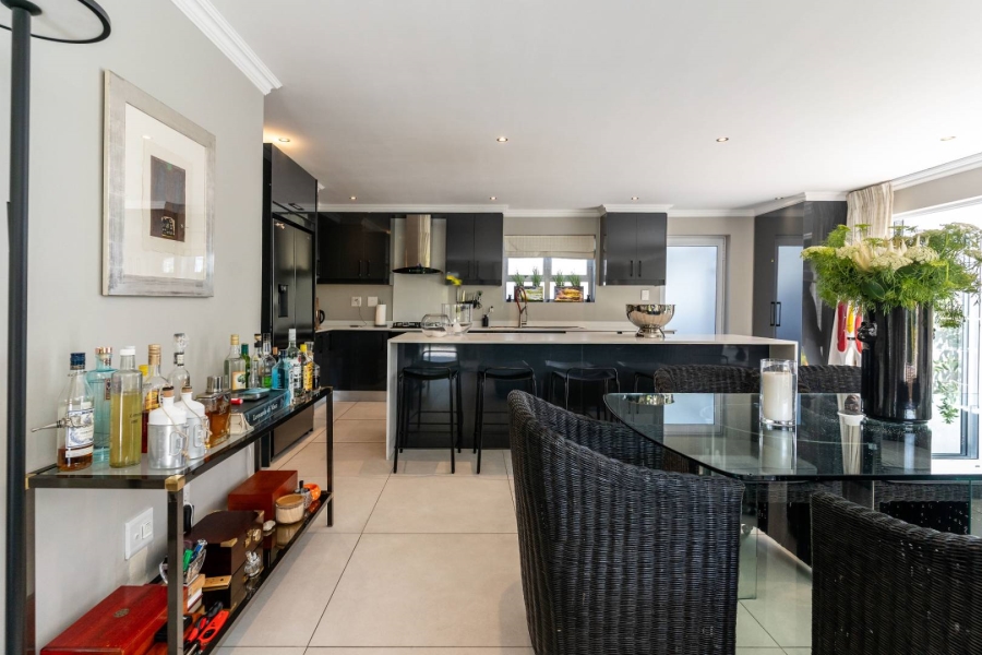3 Bedroom Property for Sale in Constantia Western Cape